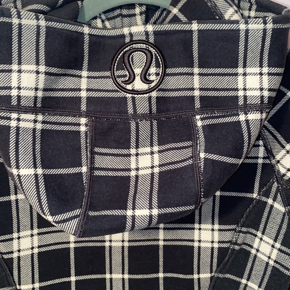 Lululemon Varsity Plaid Scuba size 4 - Picture 7 of 10